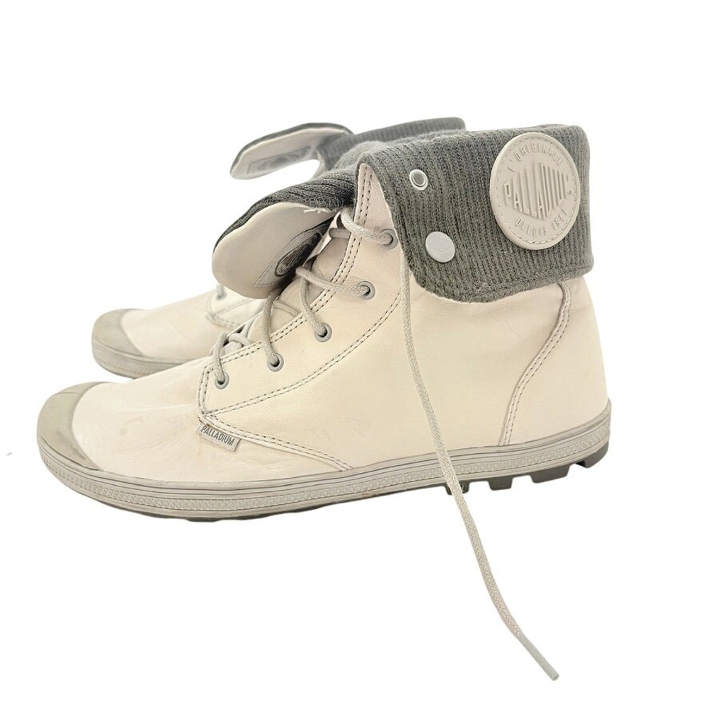 Palladium Women's Fold-Over Combat Boots in Cream and Gray
